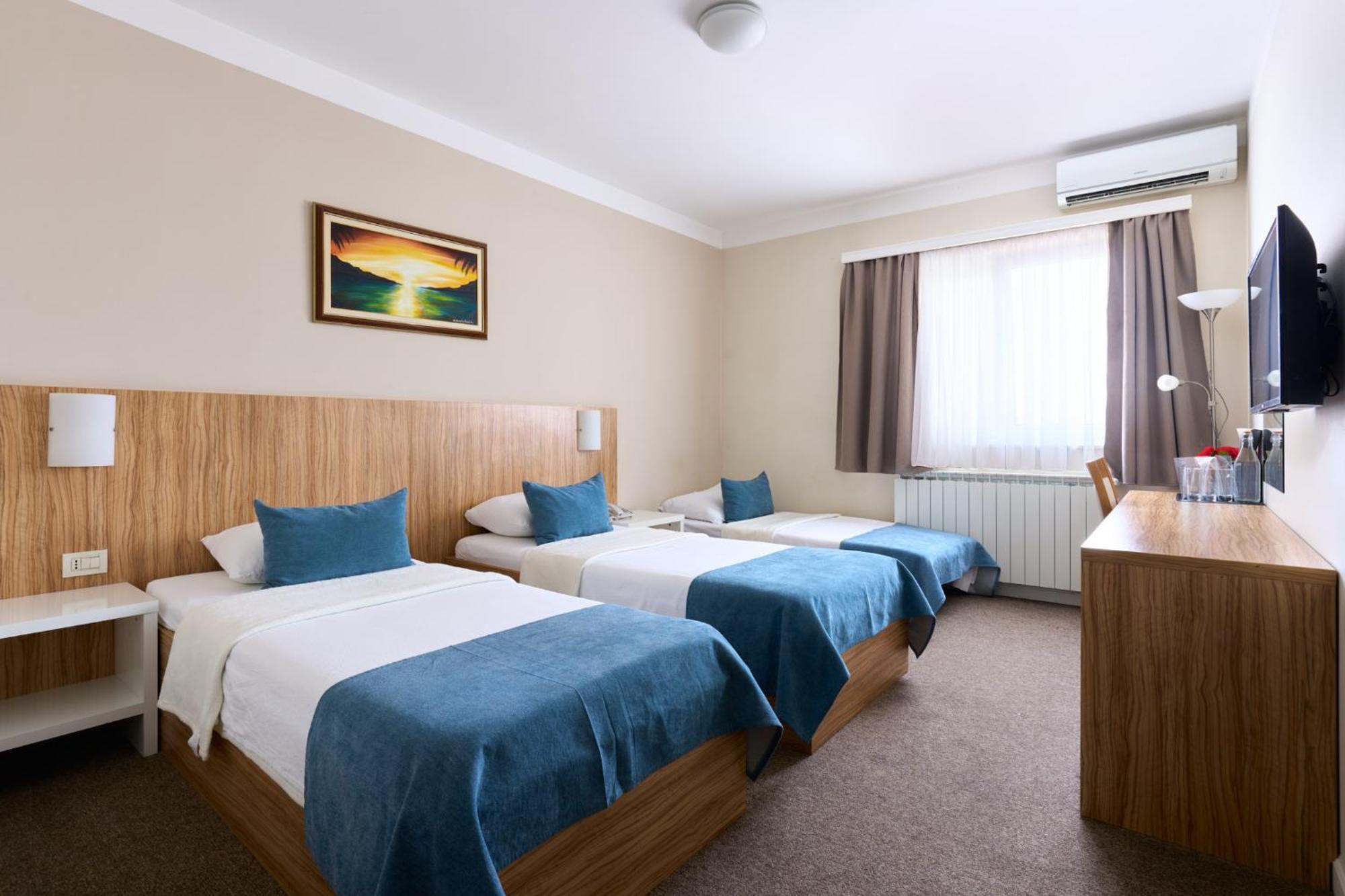 Hotel Phoenix Velika Gorica Ruang foto