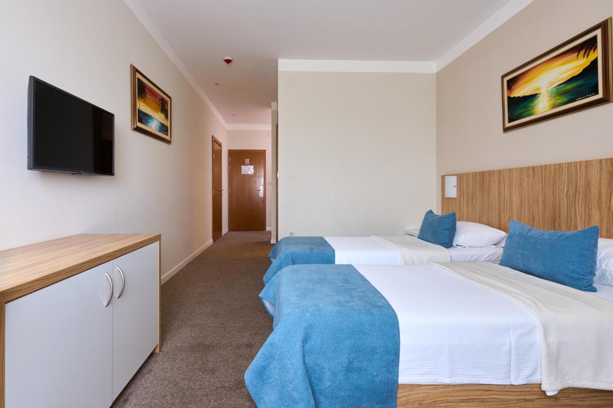 Hotel Phoenix Velika Gorica Ruang foto