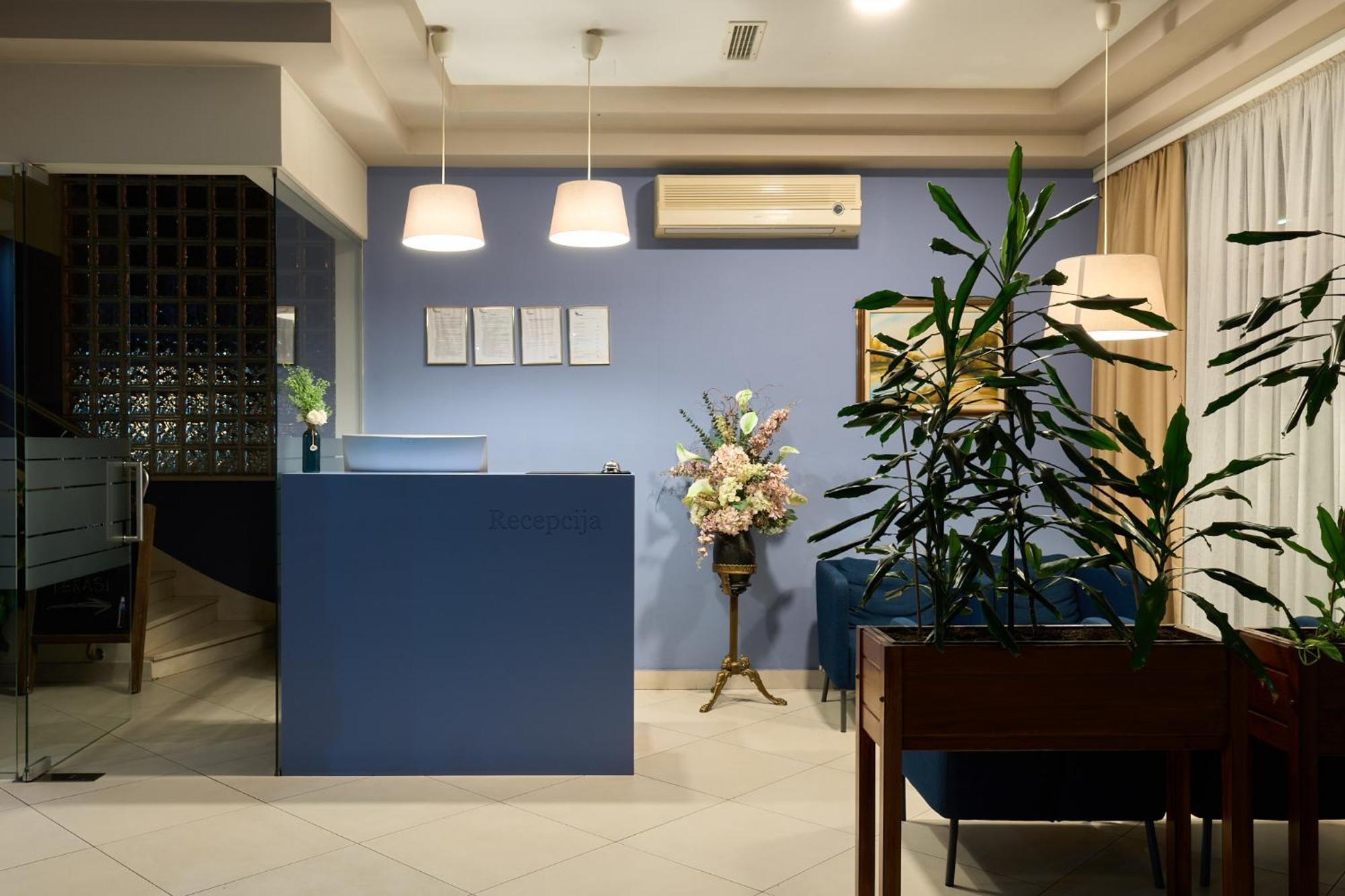 Hotel Phoenix Velika Gorica Bagian luar foto