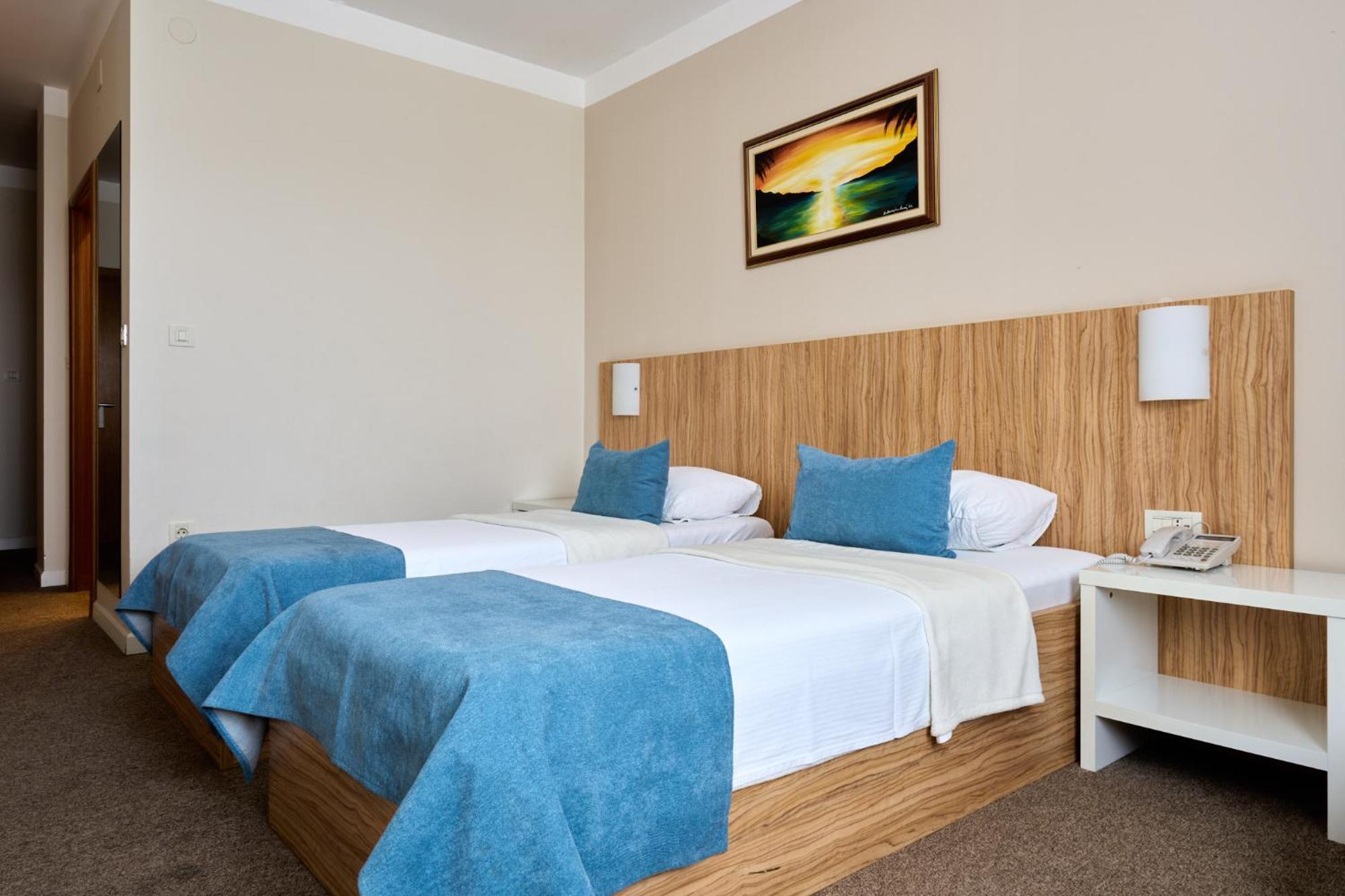Hotel Phoenix Velika Gorica Ruang foto