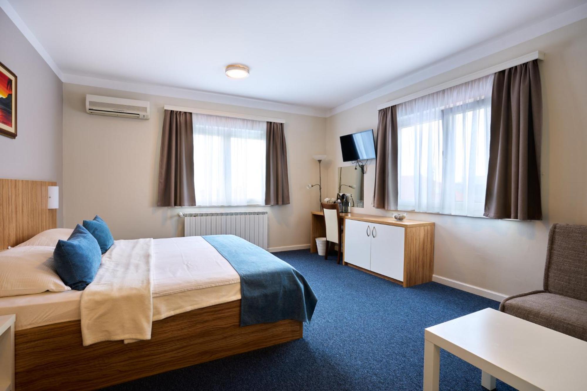 Hotel Phoenix Velika Gorica Ruang foto