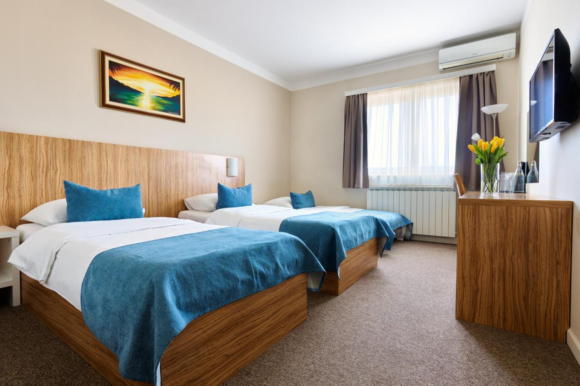 Hotel Phoenix Velika Gorica Ruang foto